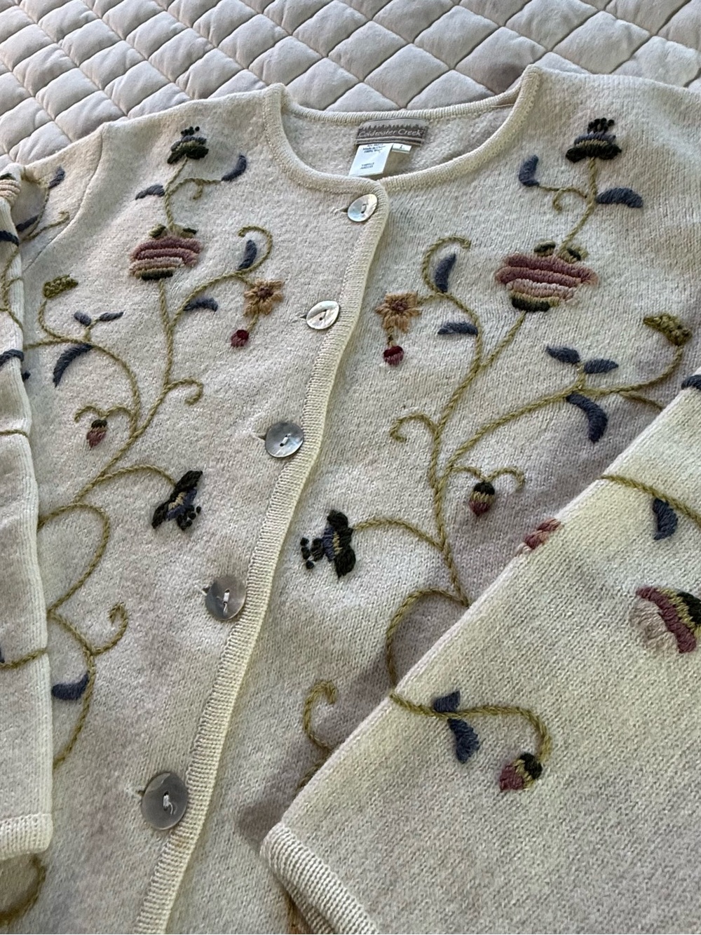 Coldwater Creek Vintage 100% Wool Embroidered Floral Cardigan Sweater Cream L